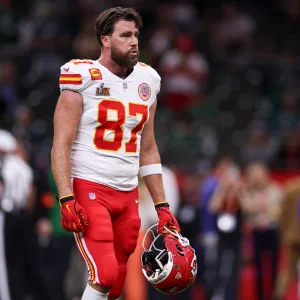 Travis-Kelce-GettyImages-2200896451