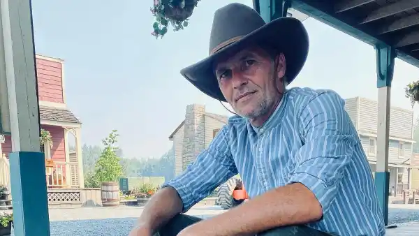 When Calls the Heart Actor Dead at 53 Died Suddenly 682