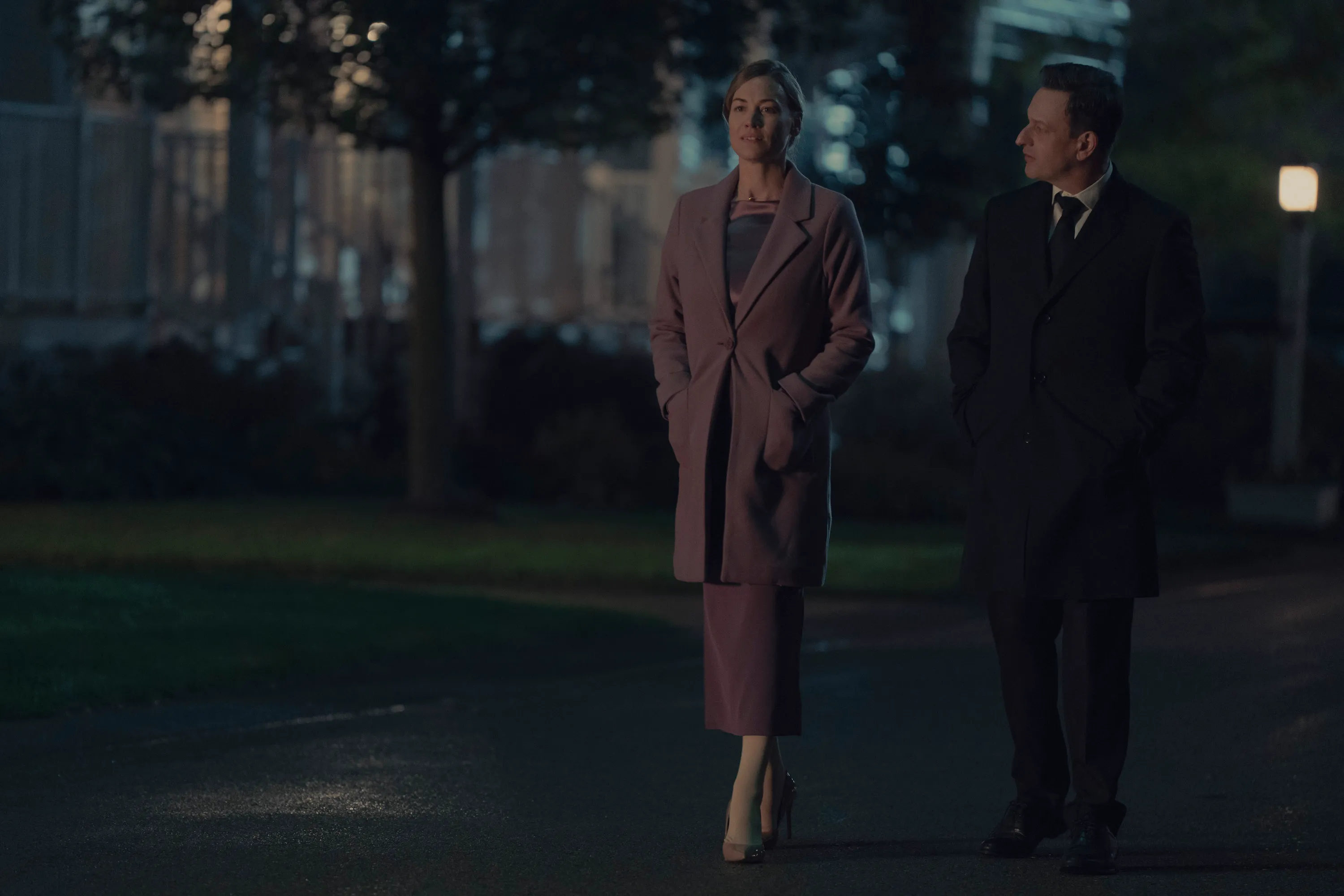 Why Handmaid's Tale Reveal About Josh Charles' Character Isn't a Surprise