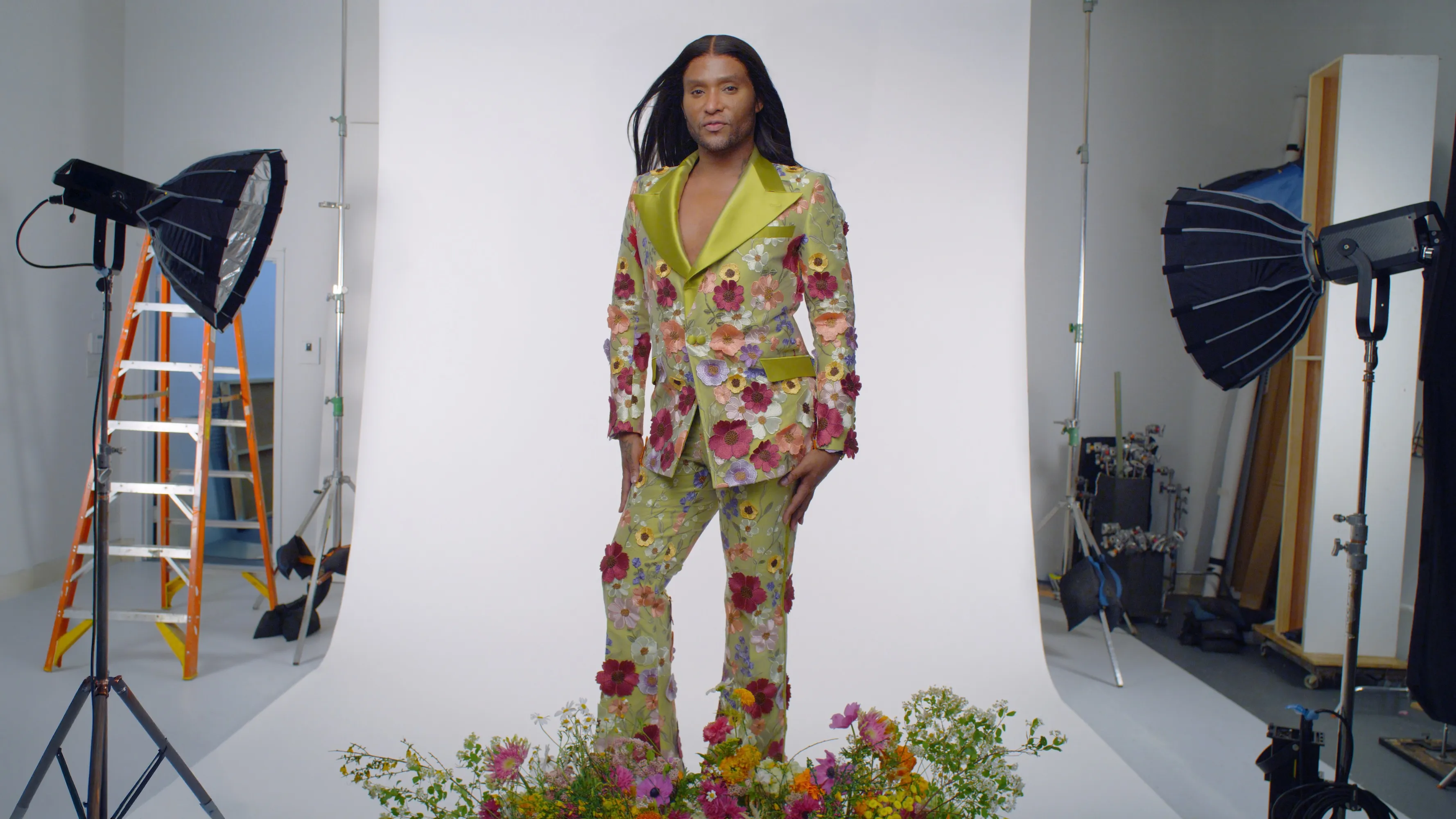 Celeb Stylist Law Roach Says Florals for Spring Are Now Groundbreaking Again