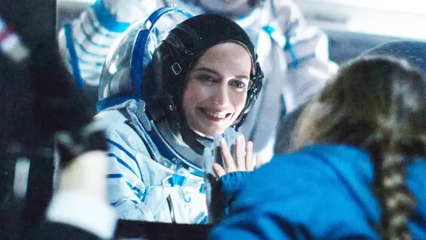 A female astronaut says goodbye to her daughter in 'Proxima.'