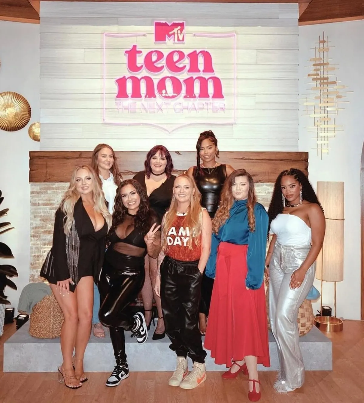 Teen Mom Documentary In the Works From BuzzFeed Studios and Quiet On Set Producers