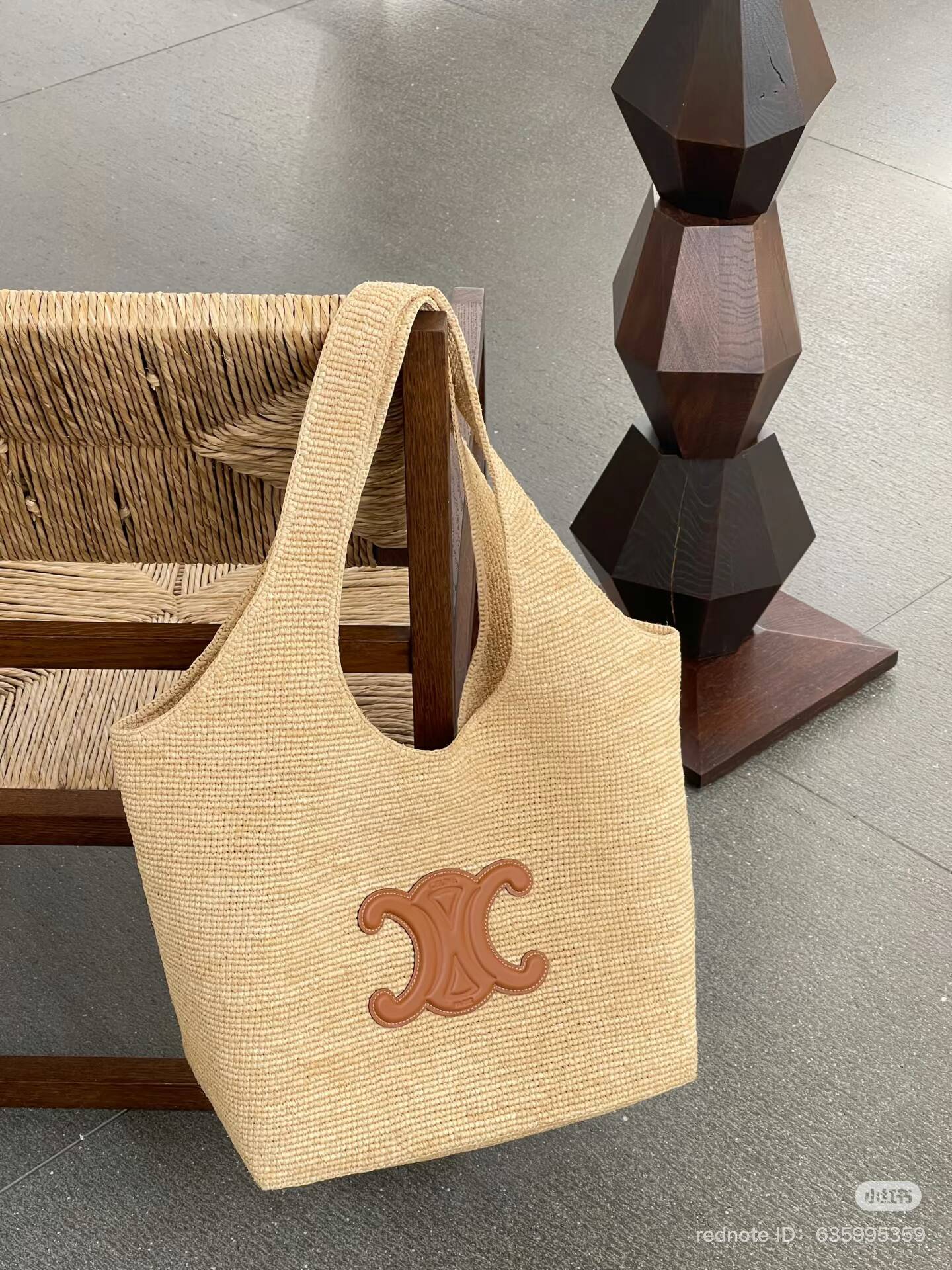 9 best luxury beach bags