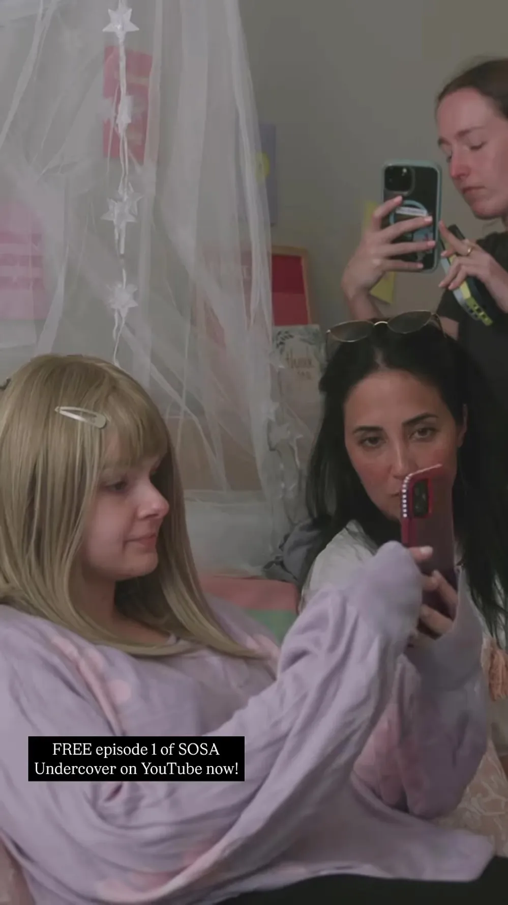 Ariel Winter Dresses Up as 12 Year Old Girl to Catch Online Predator IG 1