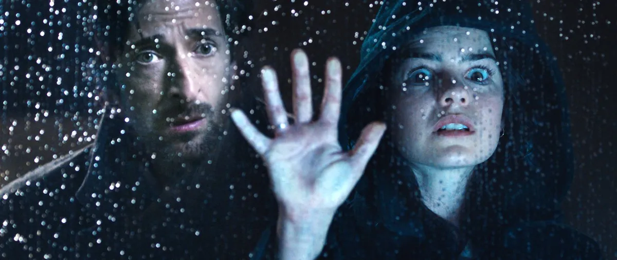 Adrien Brody and Robin McLeavy in Backtrack