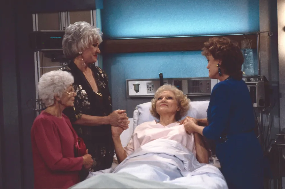 Bea Arthur and Betty White Golden Girls Feud Explained 2