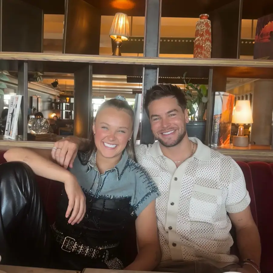 Chris-Hughes-IG-With-JoJo-Siwa-6419351