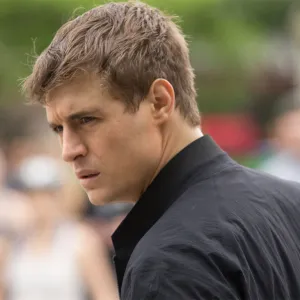 Max Irons in Condor
