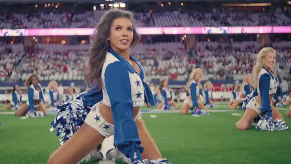 DCC-Chandi-AMERICAS-SWEETHEARTS-Dallas-Cowboys-Cheerleaders