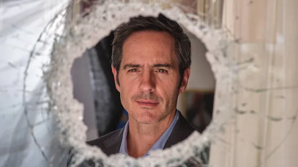 Mauricio Ochmann en la serie Papá Soltero