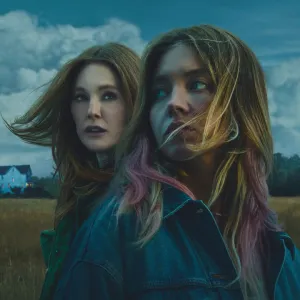 Julianne Moore and Sydney Sweeney in 'Echo Valley.'