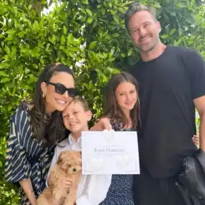 Elizabeth-Chambers-Shares-Rare-Photo-With-Ex-Armie-Hammer-and-Their-2-Kids