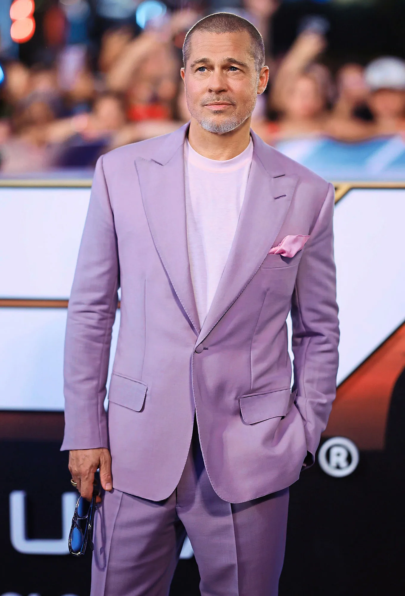 Feature Brad Pitt Cover Story 2526 Luxury Handbag Shopping Cover