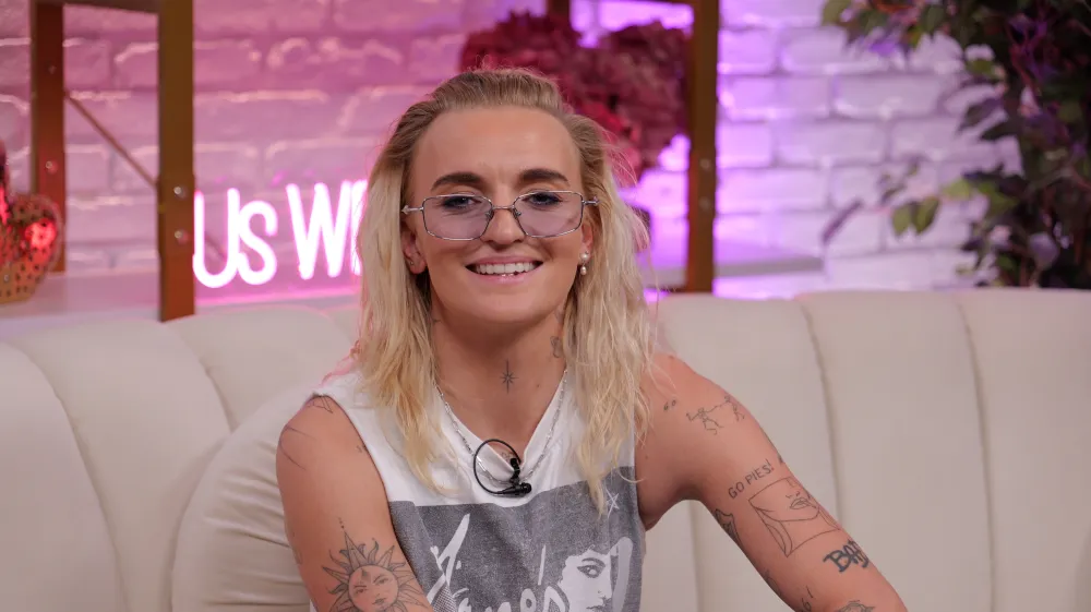 G-Flip-instudio-P1002559.