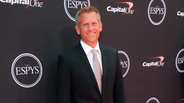 Feature GettyImages-1001443576 John Brenkus ESPYS