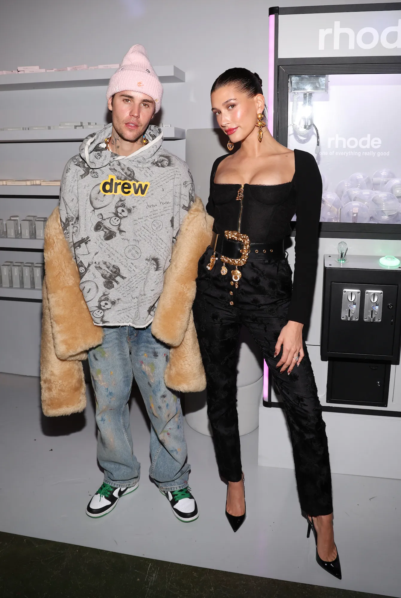 GettyImages 1456610670 Hailey Bieber Pokes Fun at Fathers Day by Referring to Justin Biebers Mothers Day Drama