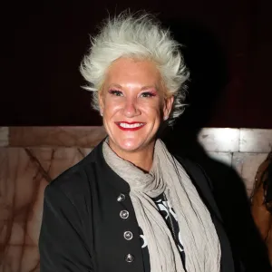 Anne-Burrell-Improv-Show