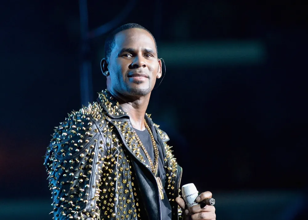 GettyImages-172025666 Prosecutors Slam R. Kelly's Plea