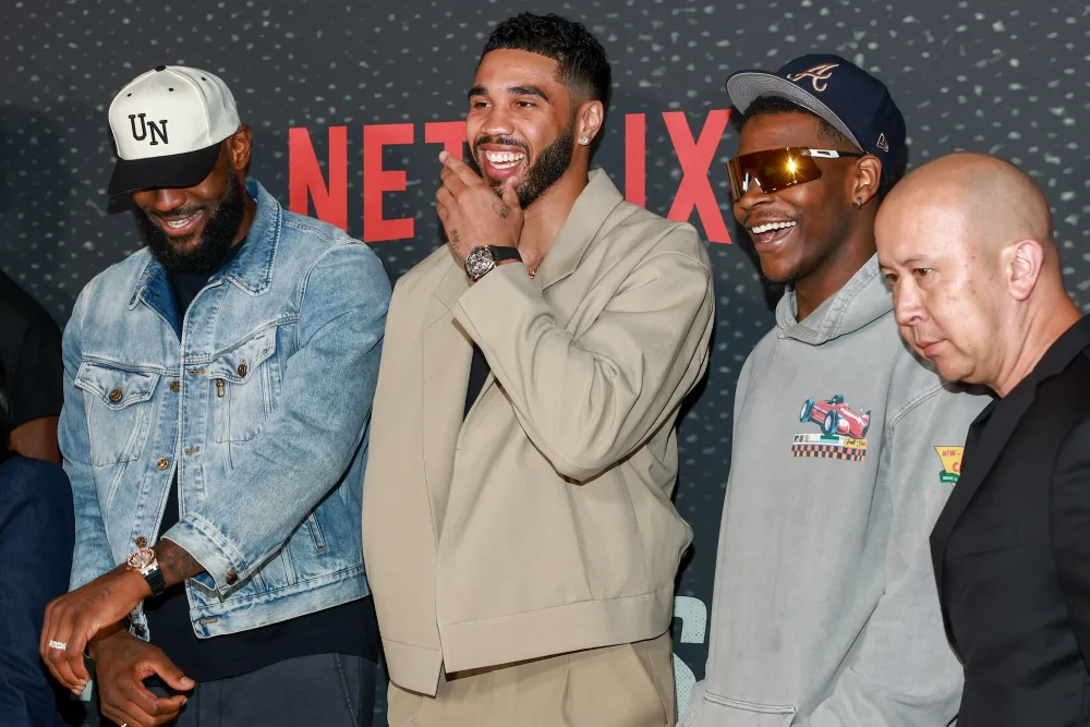 GettyImages-2174068449 Anthony Edwards Demands Ex Turn Over Texts