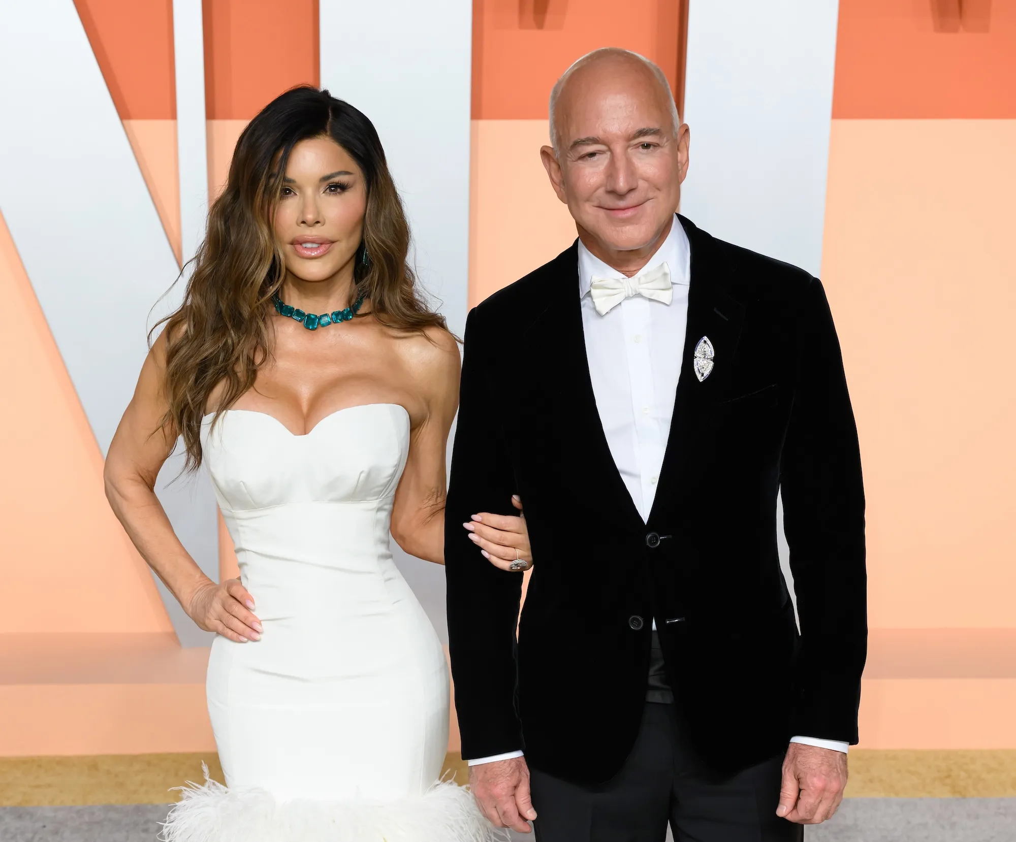 Jeff Bezos and Lauren Sanchez Are Married
