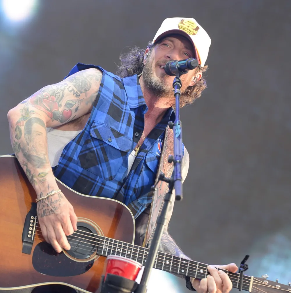 Country Musics Biggest Stars Share Their Favorite American Pastimes
