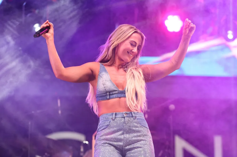 Country Musics Biggest Stars Share Their Favorite American Pastimes