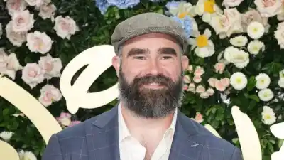 Jason Kelce Strips Down to American Flag Speedo