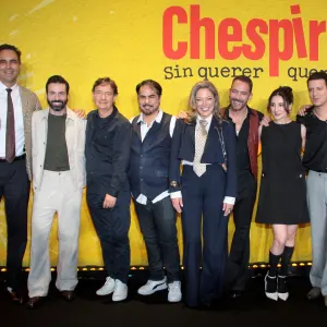 Elenco de la bio serie de 'Chespirito', 'Sin querer queriendo'.