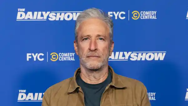 GettyImages-2219095125 Jon Stewart Slams ABC After They Fired Terry Moran