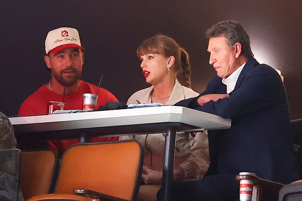 GettyImages-2219873897-Travis-Kelce-Taylor-Swift-Stanley-Cup