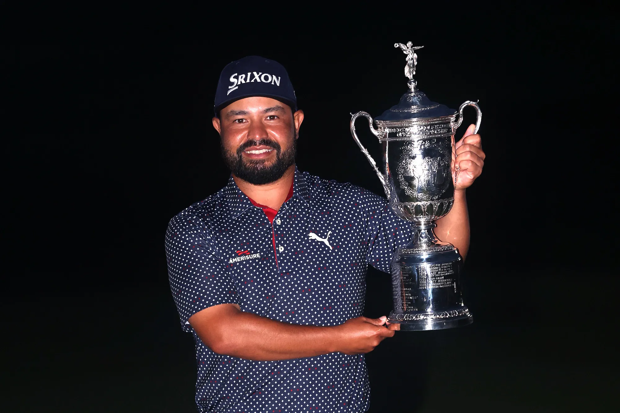Feature GettyImages-2220324707 JJ Spaun US Open trophy