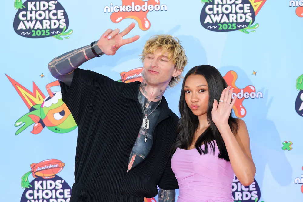 GettyImages-2221392228 Machine Gun Kelly and Daughter Casie Make Appearance at Kids Choice Awards