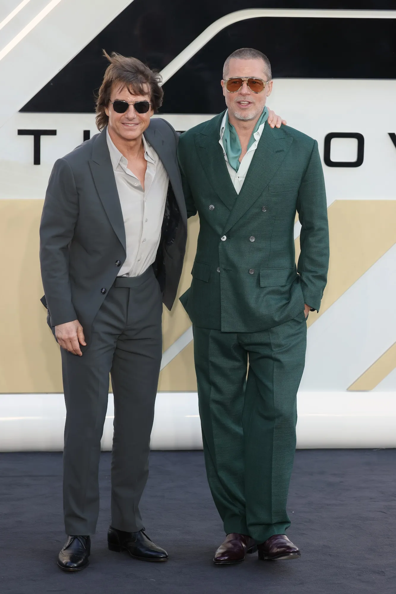 GettyImages-2221721413-Tom-Cruise-Brad-Pitt