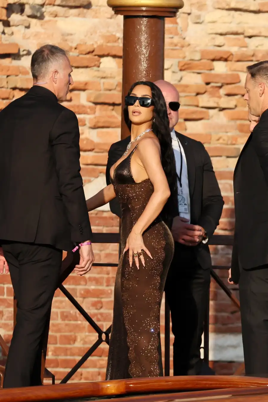 What Stars Wore to Jeff Bezos and Lauren Sanchez’s Wedding: Kim Kardashian, Kylie Jenner, More