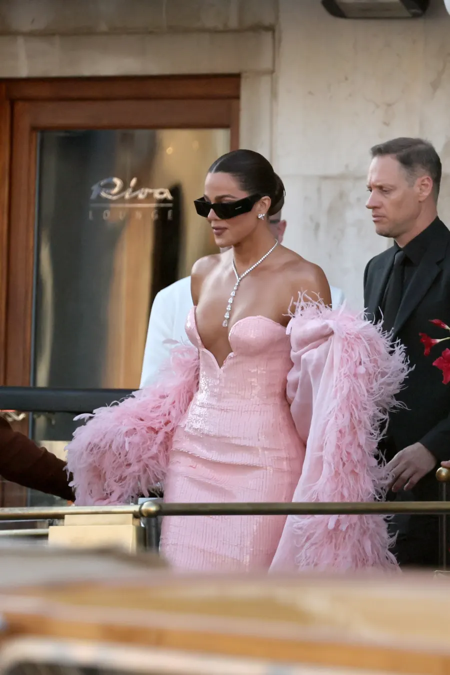 What Stars Wore to Jeff Bezos and Lauren Sanchez’s Wedding: Kim Kardashian, Kylie Jenner, More
