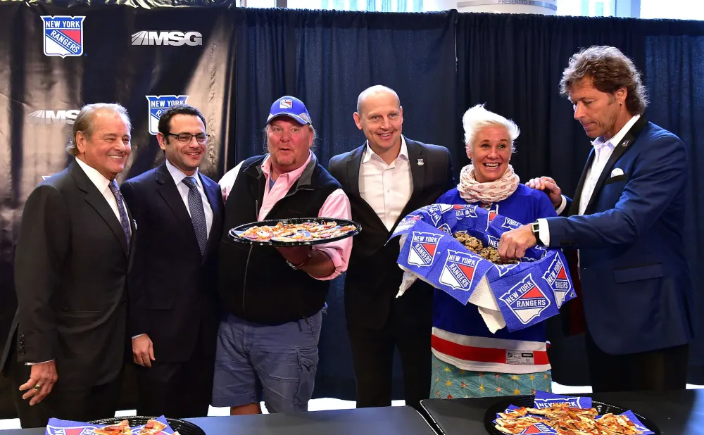 GettyImages 469945696 Anne Burrells Food Network Inner Circle