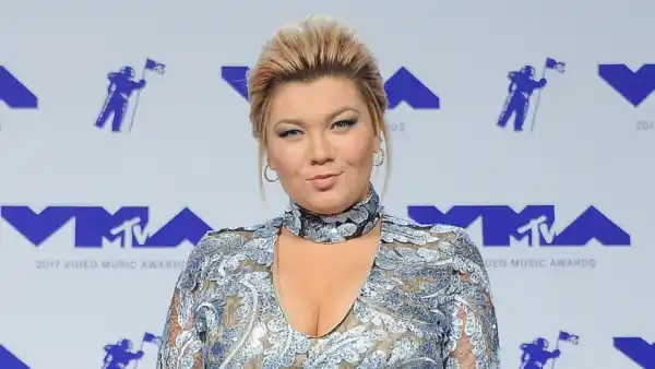 Teen Moms Amber Portwood Confirms Shes Dating a New Man Hes Super Sweet to Me