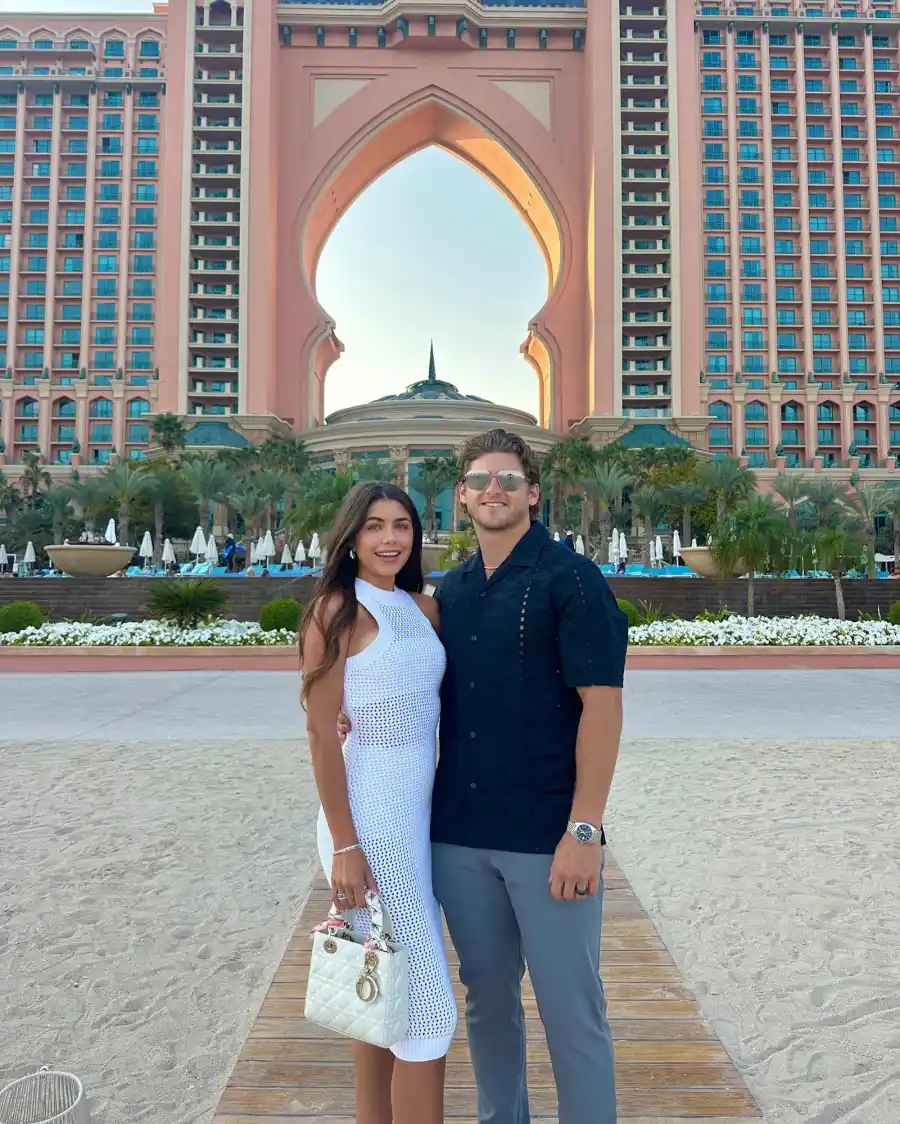 Hannah-Ann-and-Jake-in-Dubai-7946849