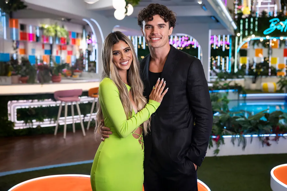 Isabelle Belle A Walker and Nicolas Vansteenberghe Love Island USA Season 7