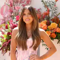 Jessi Ngatikaura Bio Pic