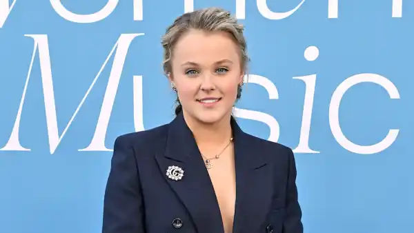 JoJo Siwa Confirms Her Preferred Sexuality Label Amid Romance With Chris Hughes