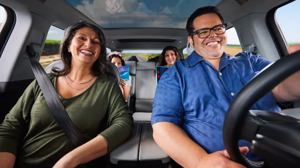 Josh Gad and Family Backseat Book Crew 3 Josh Gad In the Dark About Whats Next for Olaf in Frozen 3