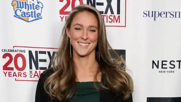 Kylie Kelce Gets Honest About How Much She's Weighed During Pregnancy