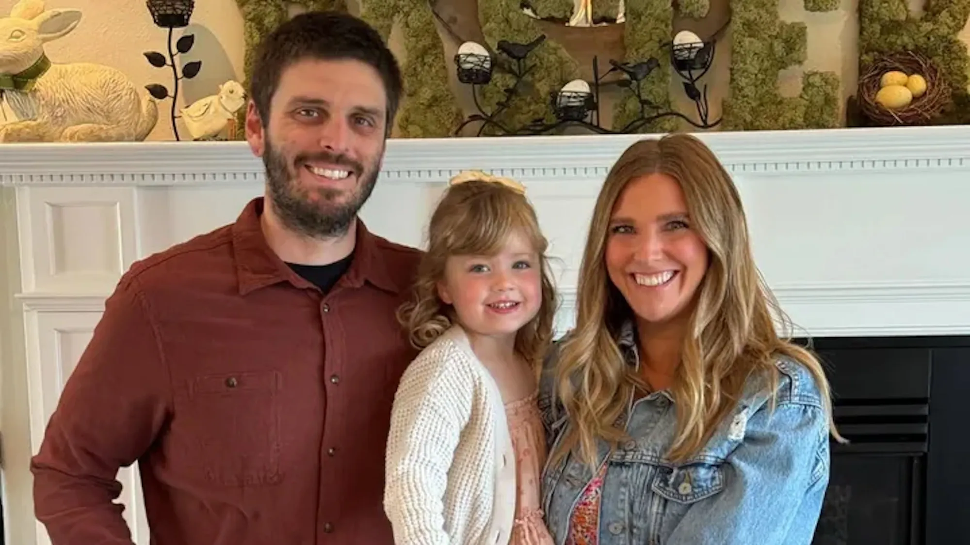 Lauren-and-Kevin-Miller-GoFundMe-91759311_1749596893696140_r-copy