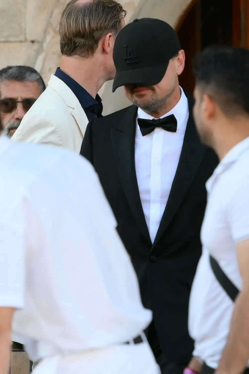 Leonardo DiCaprio Trolled for Hat at Jeff Bezos Wedding