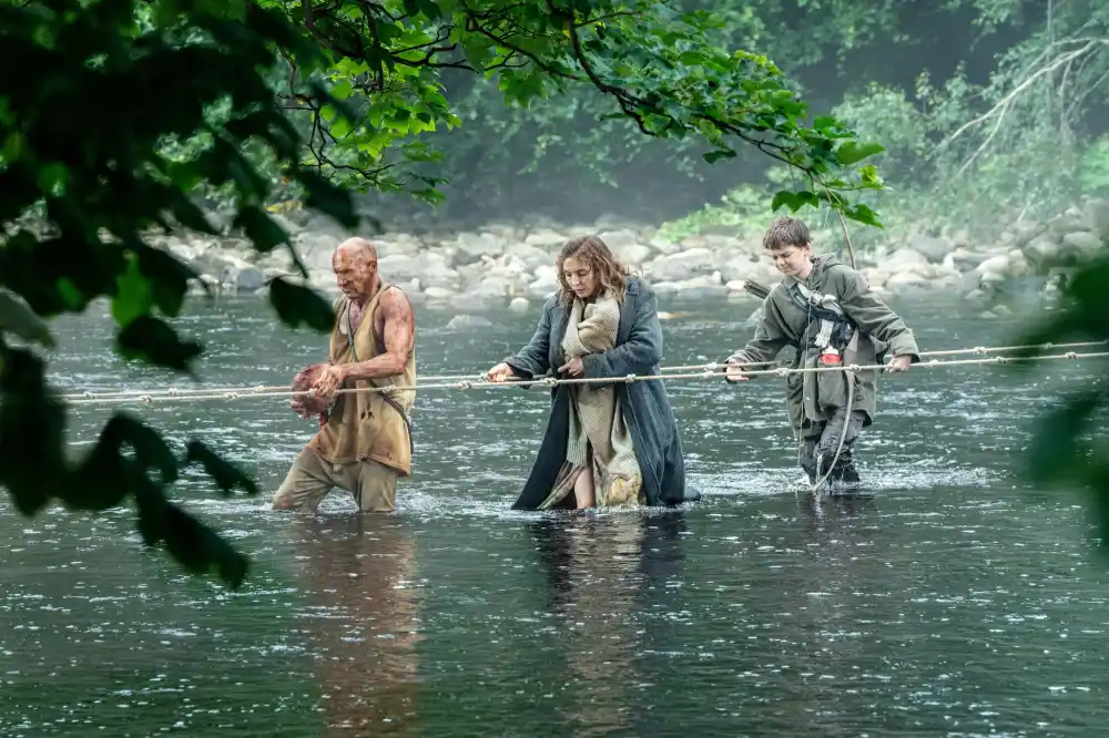 MCDTWYE CO021 Fans Divided Over 28 Years Later Ending, Reference Power Rangers