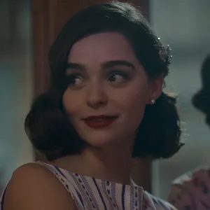 Macarena García como Graciela Fernández en 'Sin querer queriendo'.