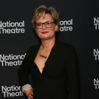 Martha Plimpton Bio Pic