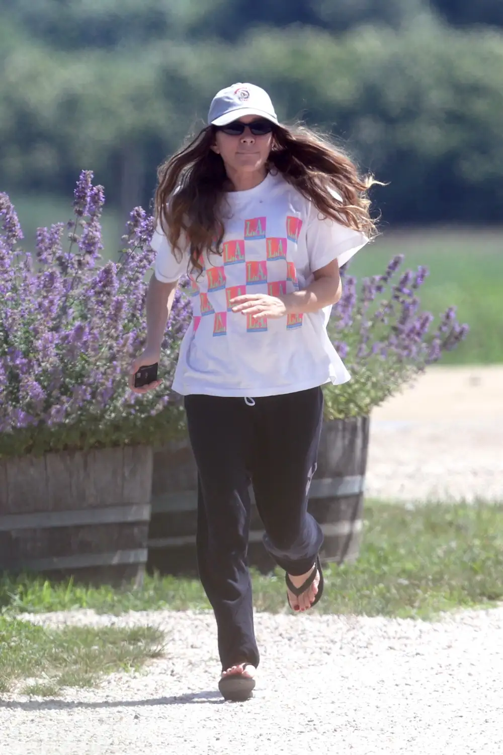 Mary Kate Olsen Rocks Dressed Down Look in Mega Rare Outing