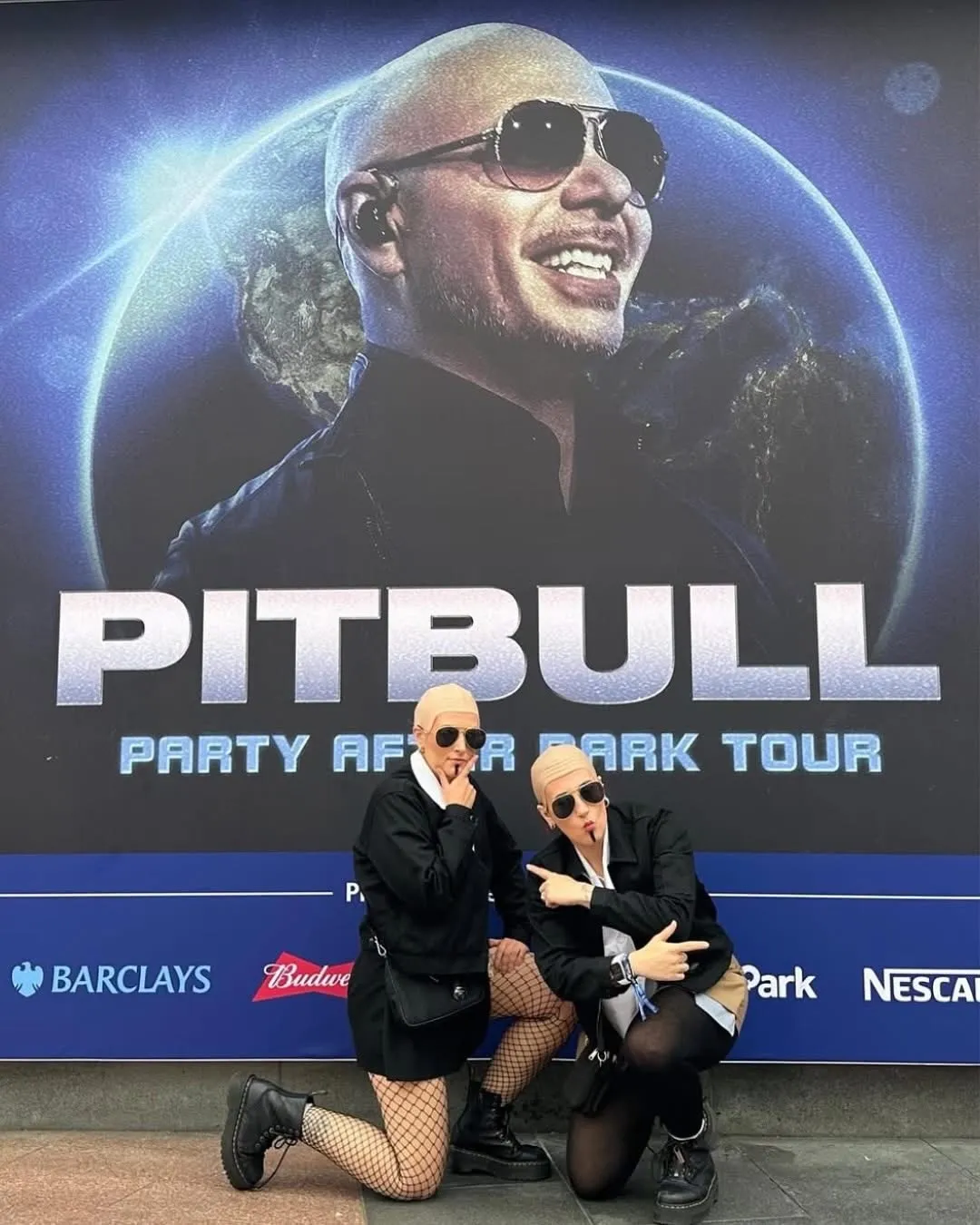 Fans de Pitbull en su gira mundial
